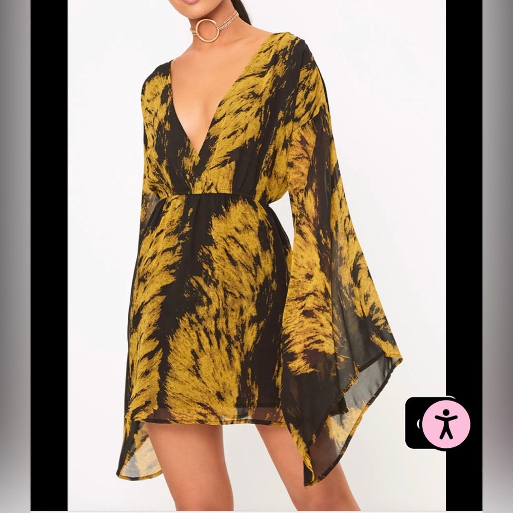 NEVER WORN - Arielle Black Chiffon Printed Flared Sleeve Swing Dress